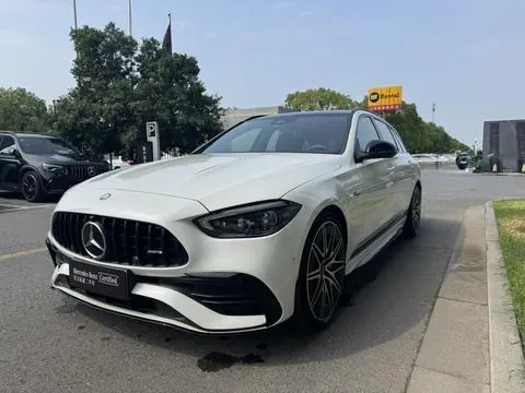 打开图片灯箱:Mercedes Benz C- Class AMG 2024 AMG C 43 4MATIC Touring Sedan Special Edition