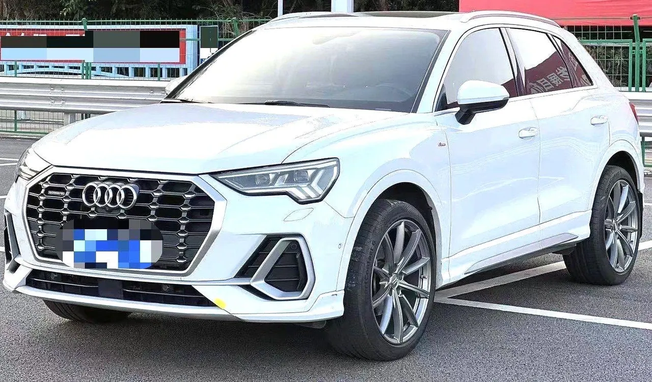Audi 2021 Q3 2.0TFSI 45TFSI Quattro Deluxe Dynamic Automatic - View 1