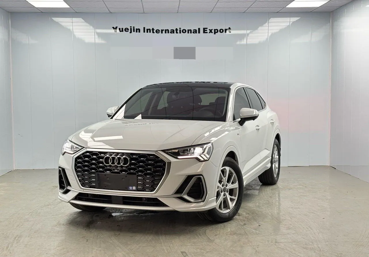Audi 2023 Q3 Sportback 1.4TFSI 35TFSI aggressive automatic gear - View 1