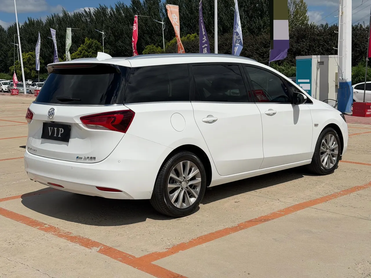 Buick 2021 GL6 48V 1.3T 323T interconnected luxury automatic gear 7