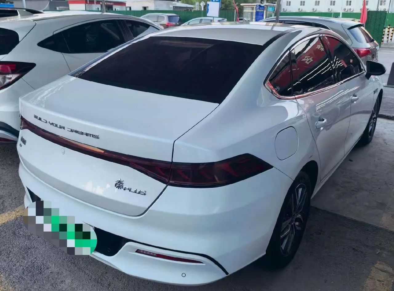 BYD 2021 Qin PLUS EV 500KM Honorable Automatic Gear 3