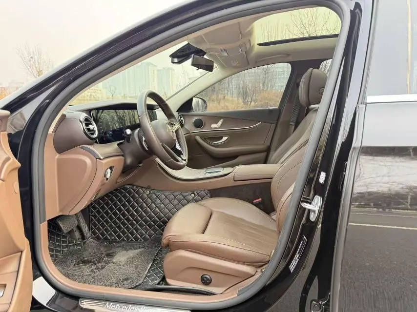 Mercedes Benz E Class 2021 E 260 L 48V 1.5T Automatic 3