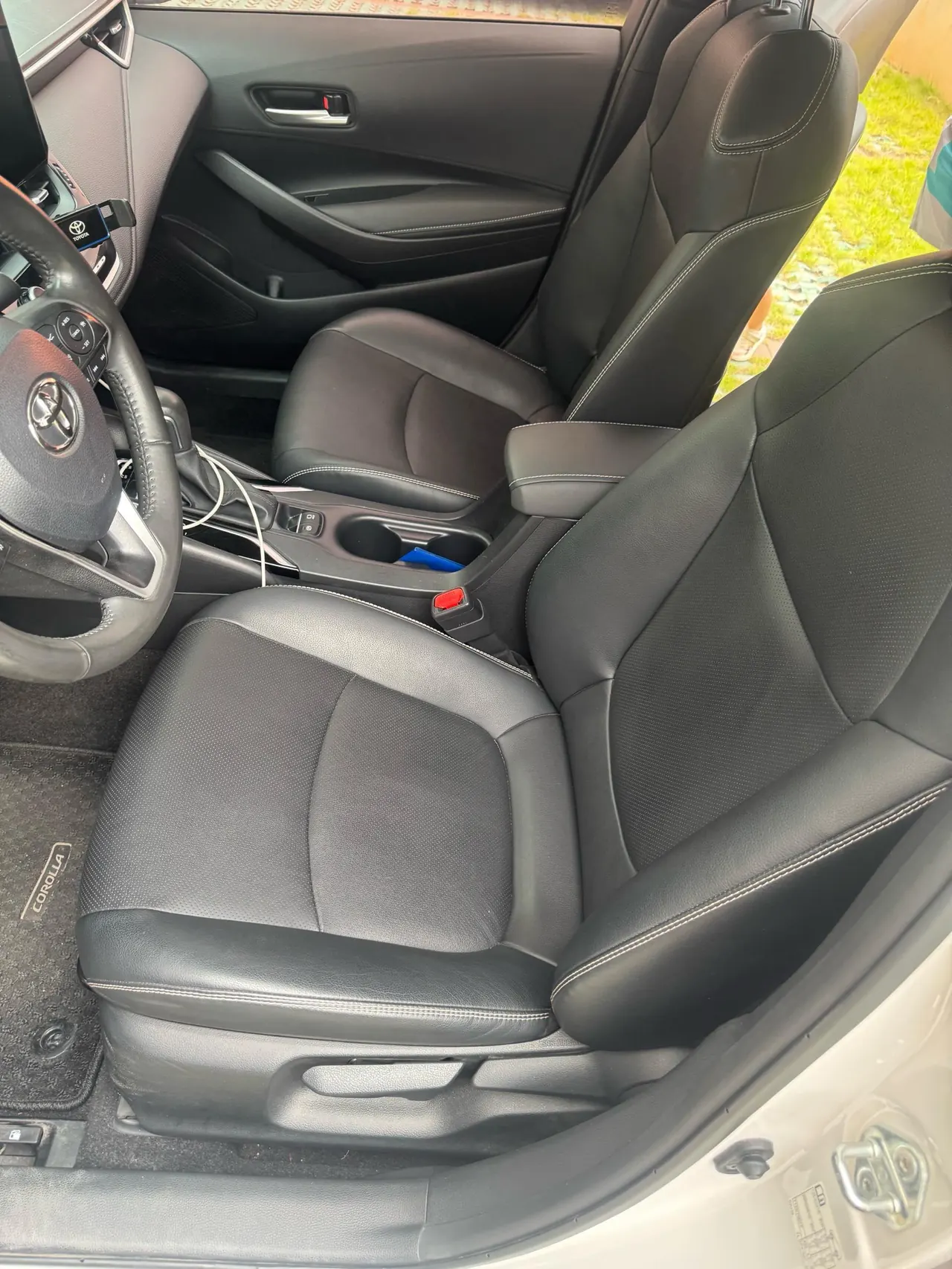 Toyota 2021 Corolla 1.2T Stepless Deluxe Edition Automatic Gear 2
