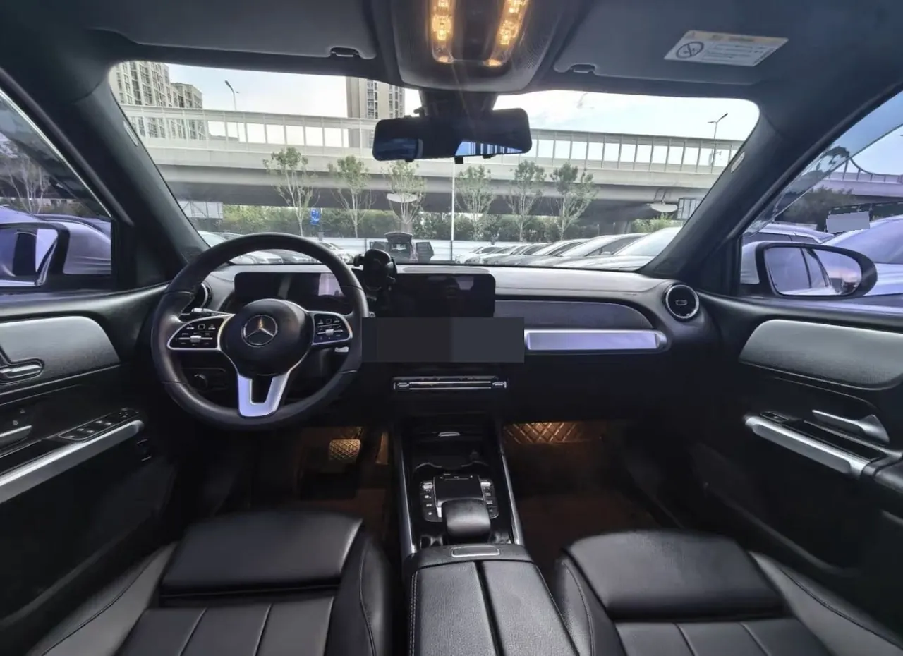 Mercedes Benz 2021 GLB 180 1.3T Fashion Automatic 3