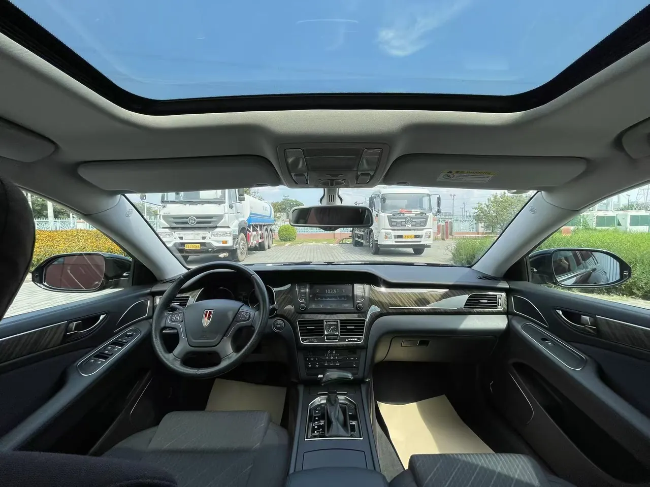 HongQi 2021 H7 1.8T 35T Comfort Edition Automatic Gear 9