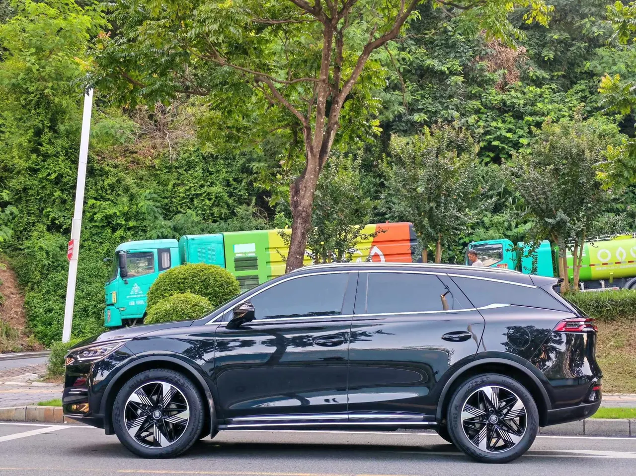 BYD Tang New Energy 2023 Tang DM-i 1.5T Stepless 112KM Champion Edition Exclusive Automatic Gear 5
