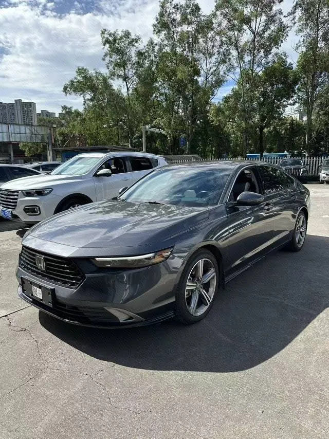 打开图片灯箱:Honda 2023 11th Generation Accord 1.5T Stepless 260TURBO Premium Edition Automatic Gear
