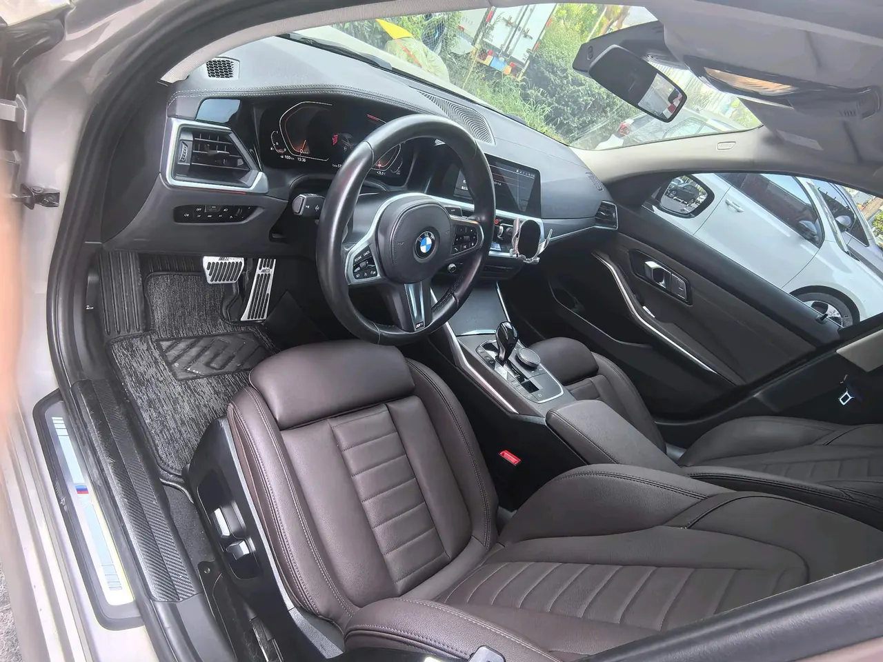 BMW 3 Series 2020 325i 2.0T M Sports Suit Automatic Gear 4