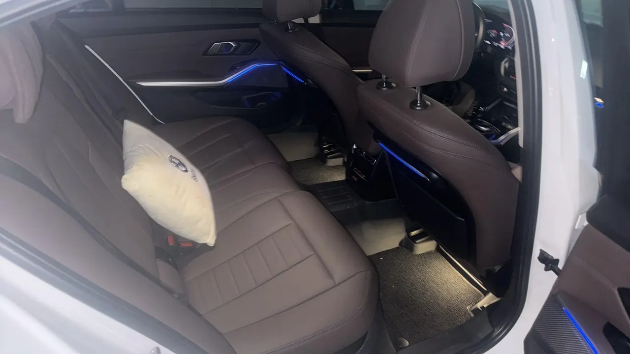BMW 3 Series 2020 325Li 2.0T First Edition Automatic Gear 5