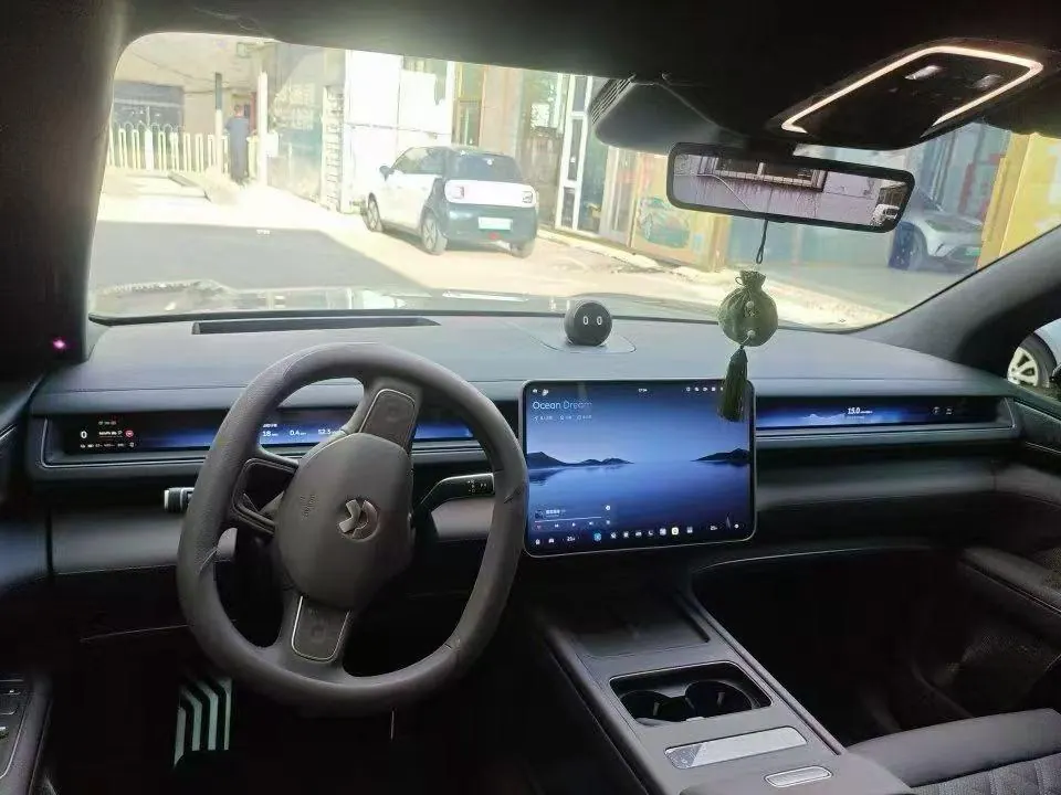 NIO 2026 ES8 6‑Seater Executive Signature Edition Automatic Transmission 2
