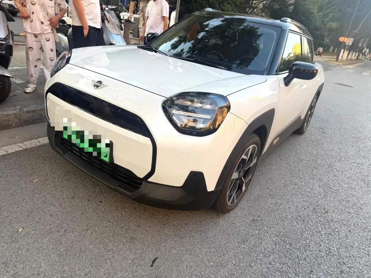 MINI 2025 Aceman E Aceman E Classic Automatic - View 1