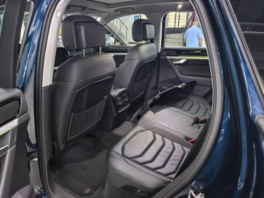Volkswagen Touareg (Imported) 2022 Touareg 2.0TSI Sharp Edition Automatic Gear 4