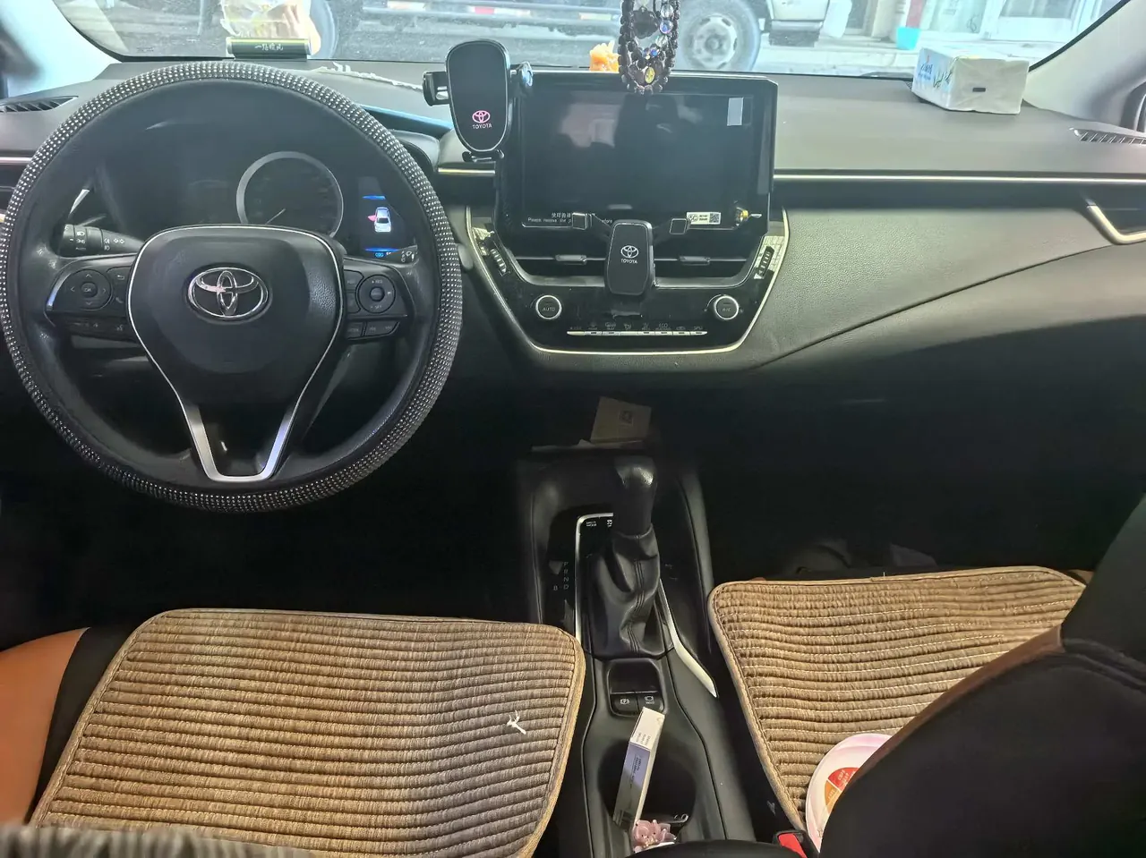 Toyota 2022 Corolla Double Engine 1.8 Stepless Pioneer Edition Automatic Gear 3