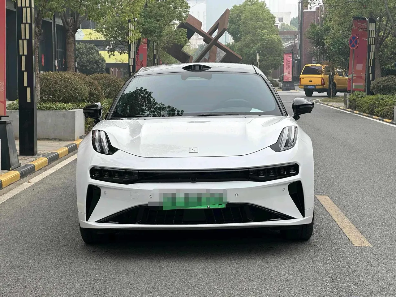 Zeekr 2024 Zeekr 001 WE Edition 95kWh Four-wheel Drive Automatic 2