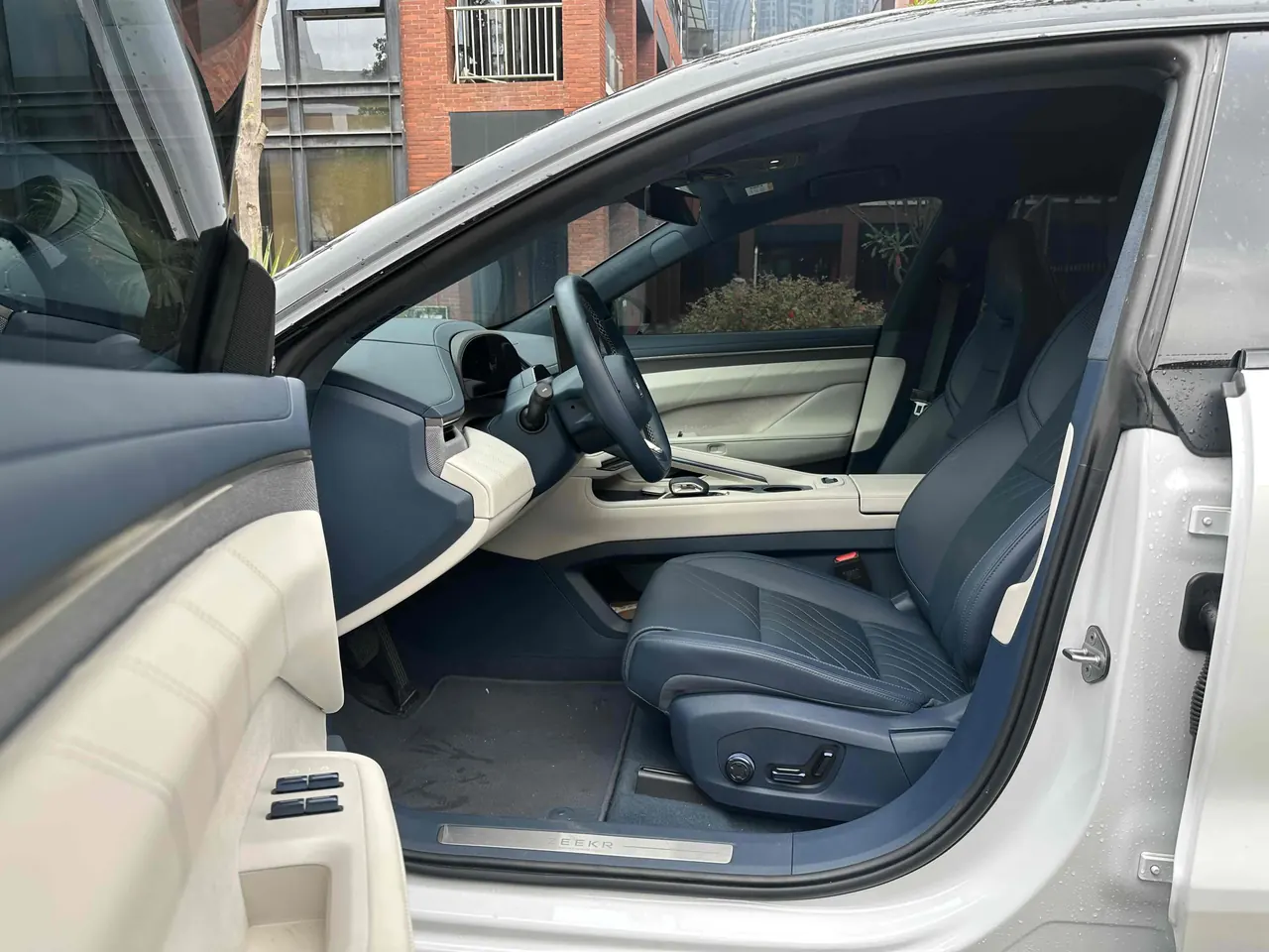 Zeekr 2024 Zeekr 001 WE Edition 95kWh Four-wheel Drive Automatic 4