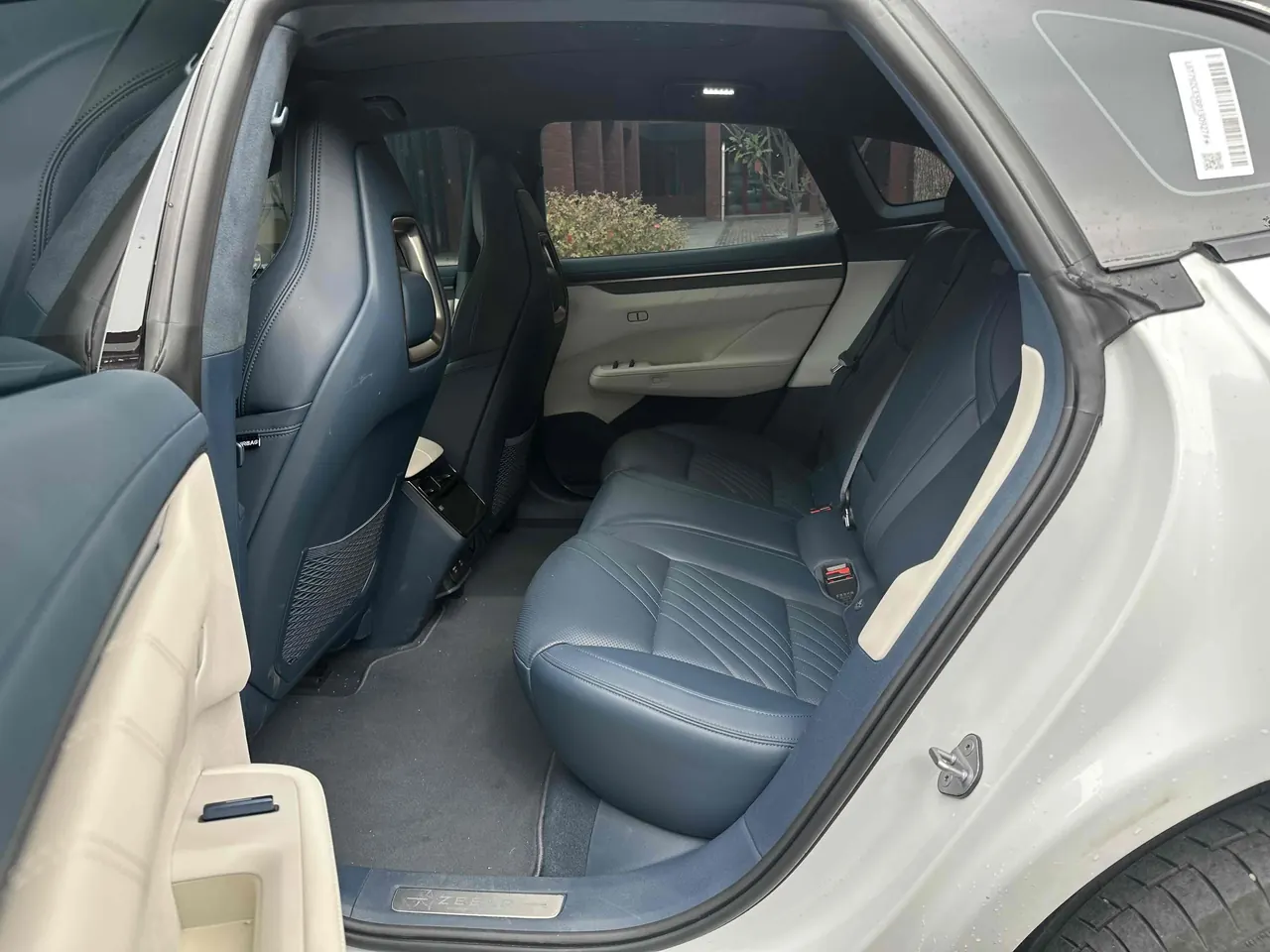 Zeekr 2024 Zeekr 001 WE Edition 95kWh Four-wheel Drive Automatic 5
