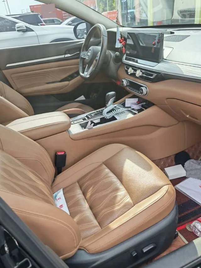 Nissan 2022 Teana 2.0T Stepless XL Enjoying Automatic Gear 6