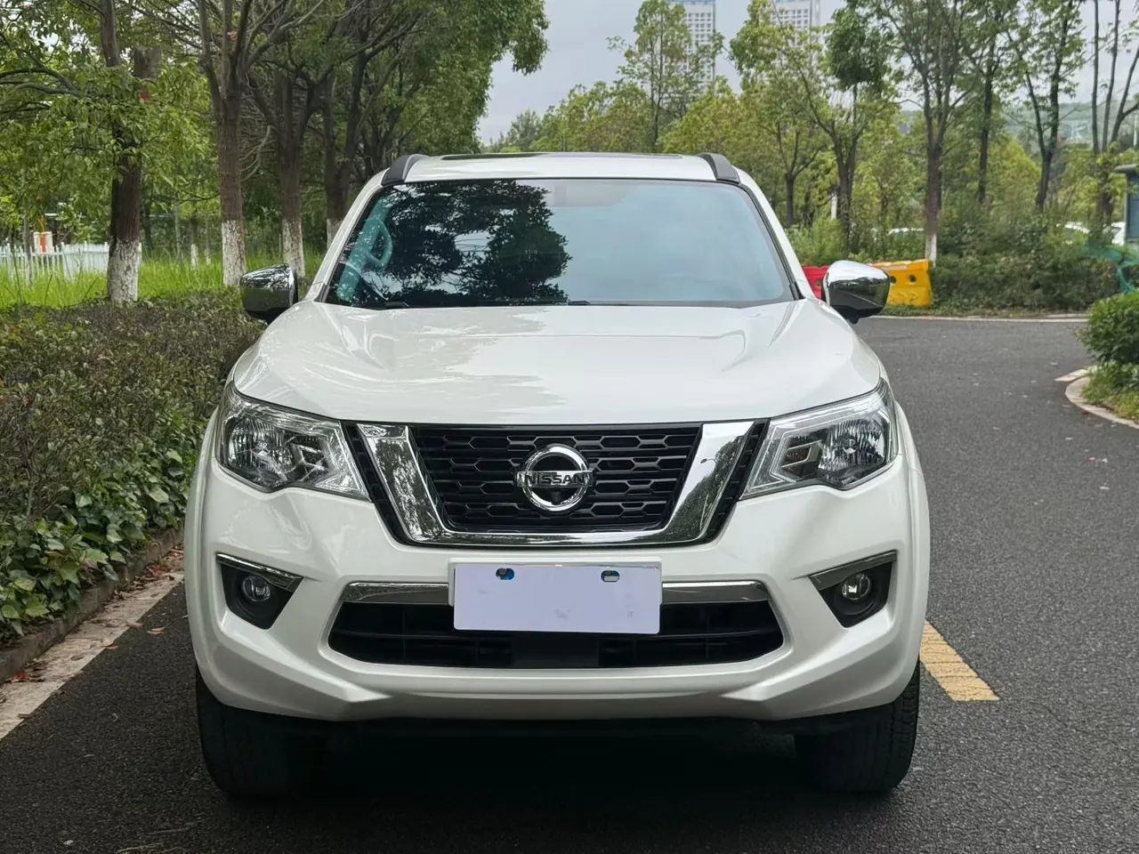 Nissan 2020 Tuda 125.00g Drive Deluxe Edition Automatic Gear 2