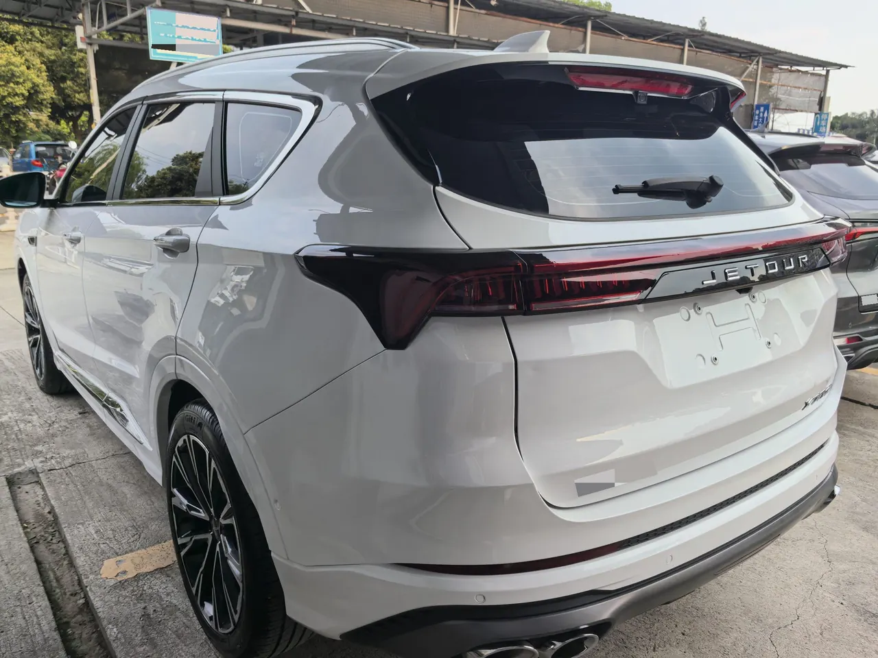 Jetour 2021 X70 PLUS 1.6T 7-seat automatic gear 8