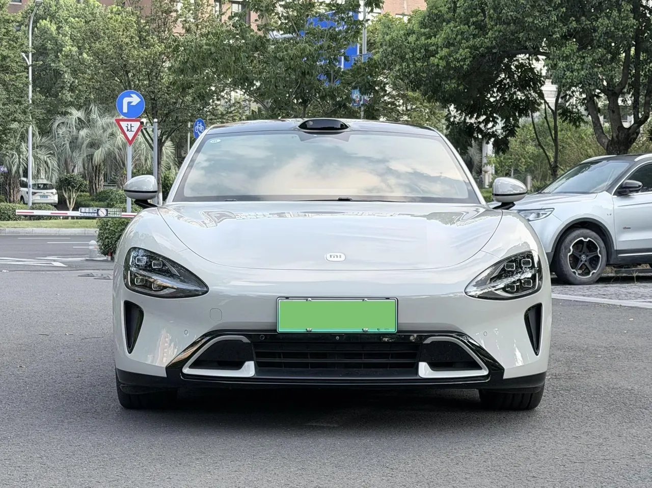 MI 2024 SU 7 800km 4-wheel drive ultra-long endurance high-end smart driving Max version automatic gear 2