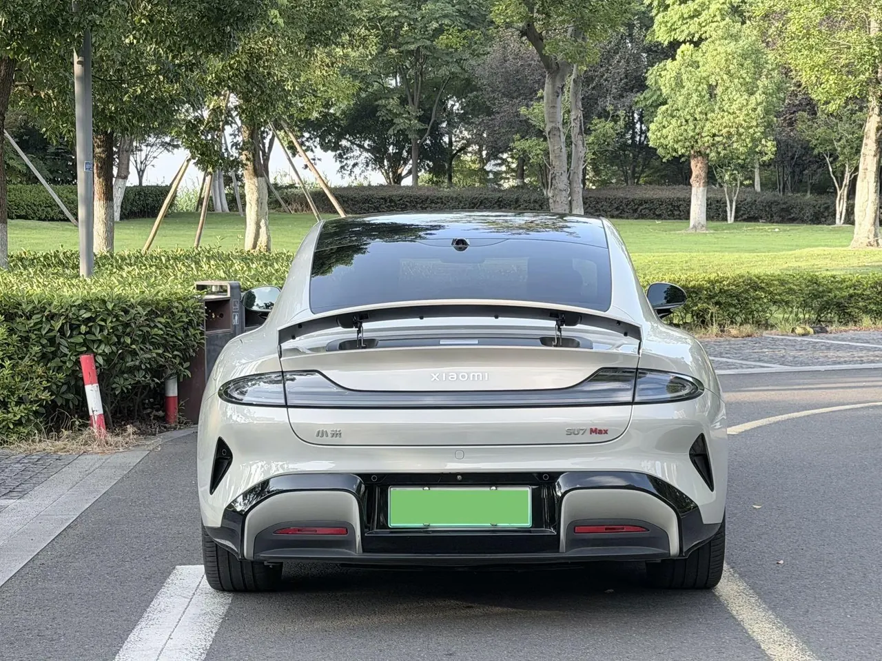MI 2024 SU 7 800km 4-wheel drive ultra-long endurance high-end smart driving Max version automatic gear 6