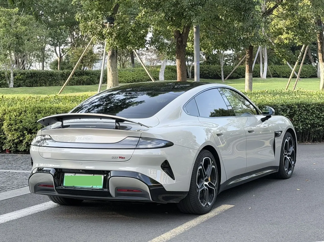 MI 2024 SU 7 800km 4-wheel drive ultra-long endurance high-end smart driving Max version automatic gear 7