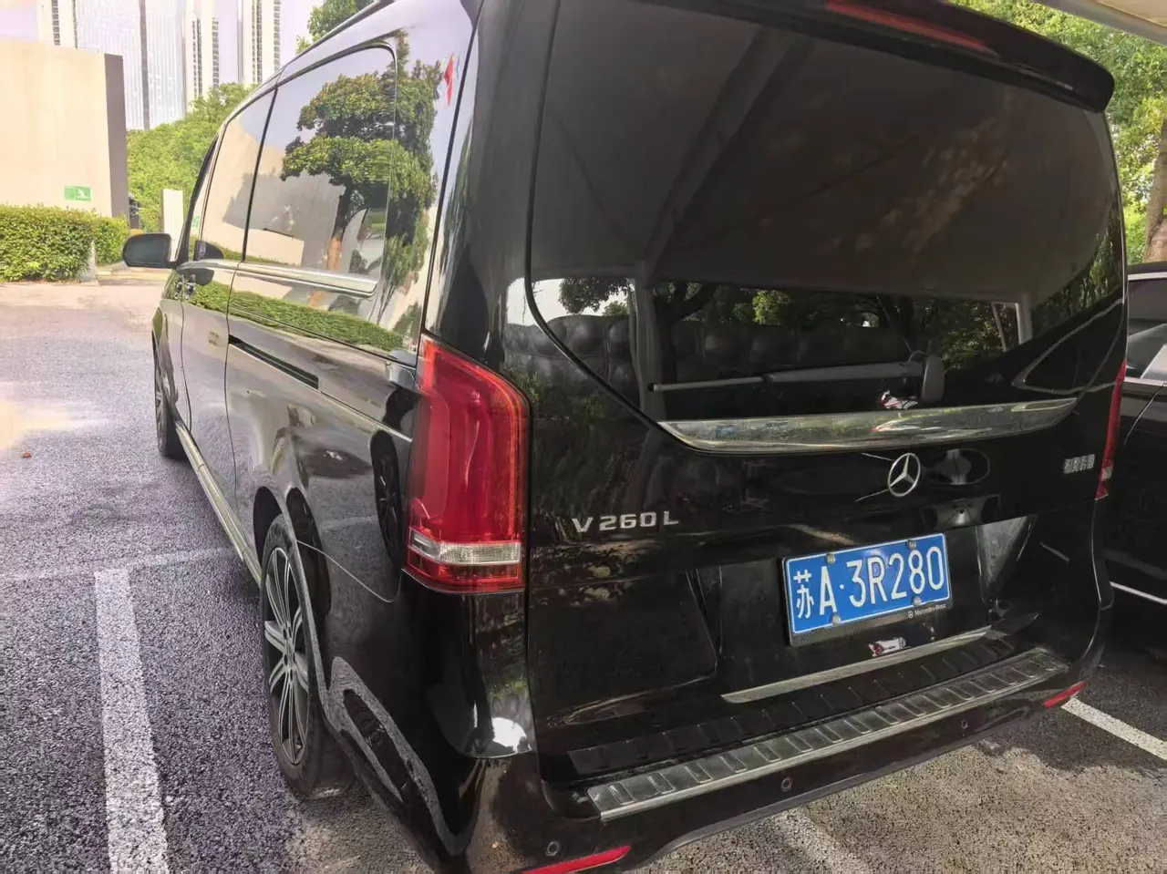 Mercedes Benz V 2022V 260 L 2.0T Deluxe Edition Automatic Gear 6