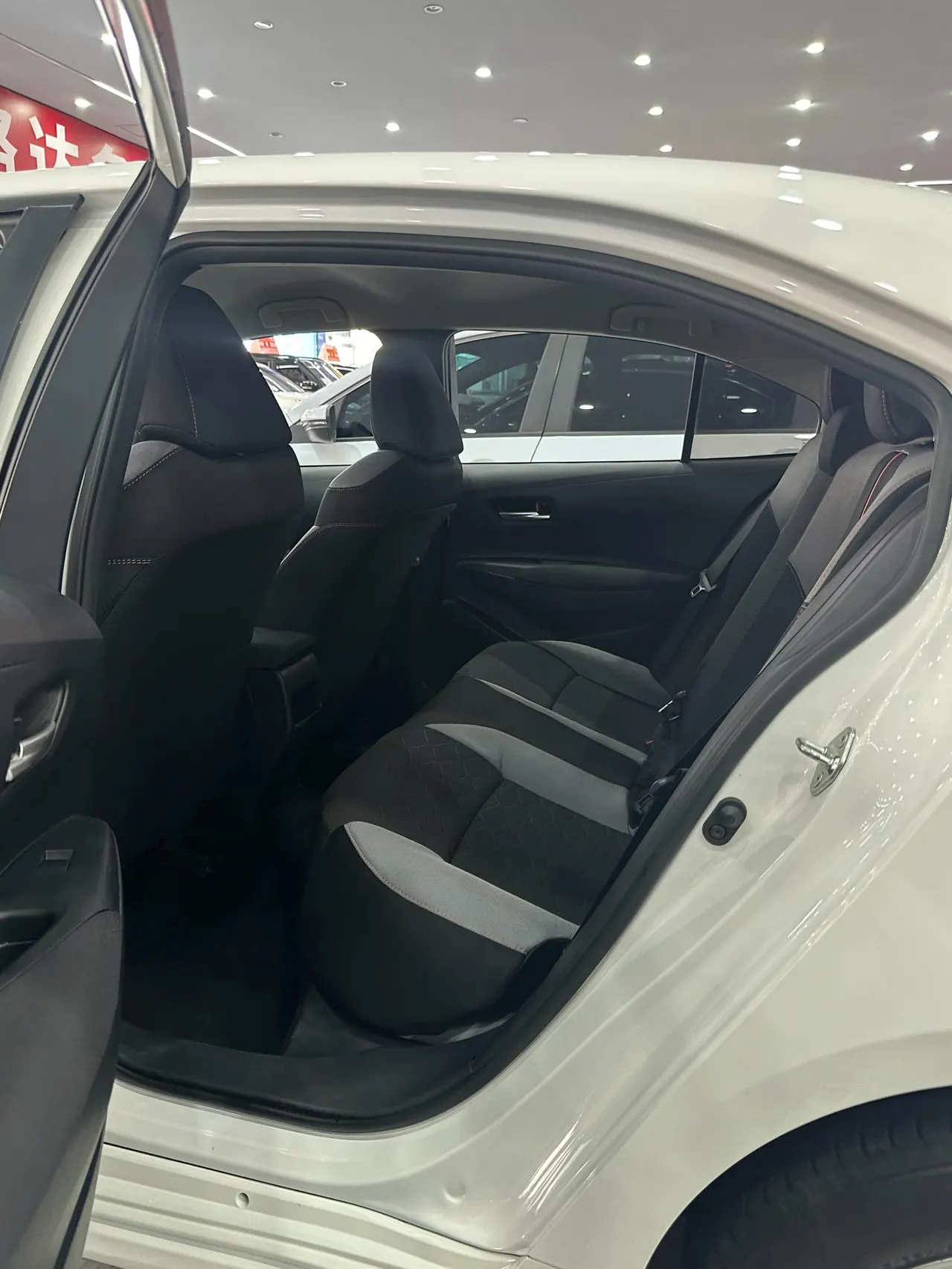Toyota 2022 corolla 1.2T stepless pioneer PLUS version automatic gear 5