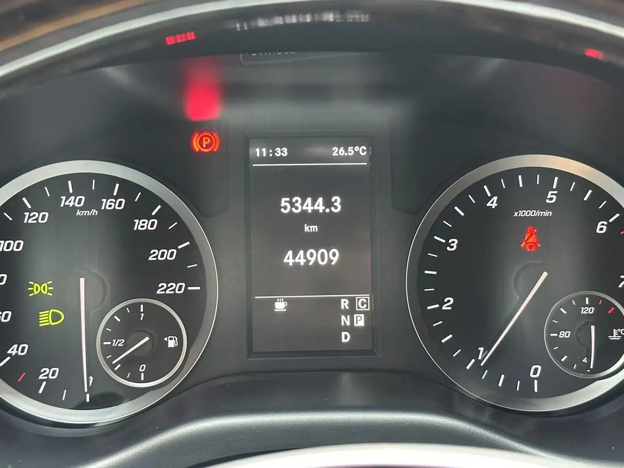 Mercedes Benz 2021 Vito 2.0T Elite Edition 7-seat Automatic Gear 7