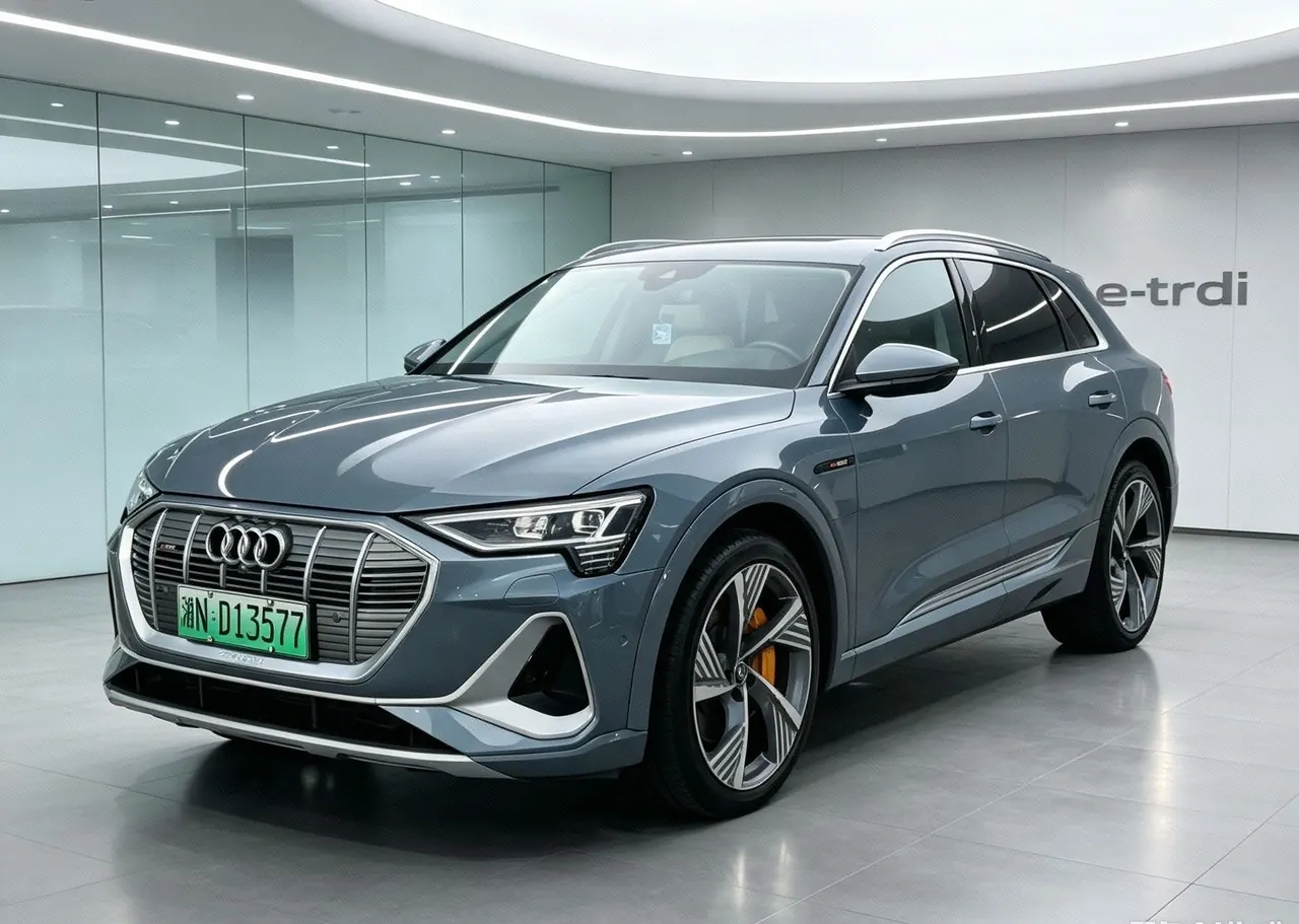 Audi 2021 e-tron 50 Quattro exclusive automatic transmission - View 1