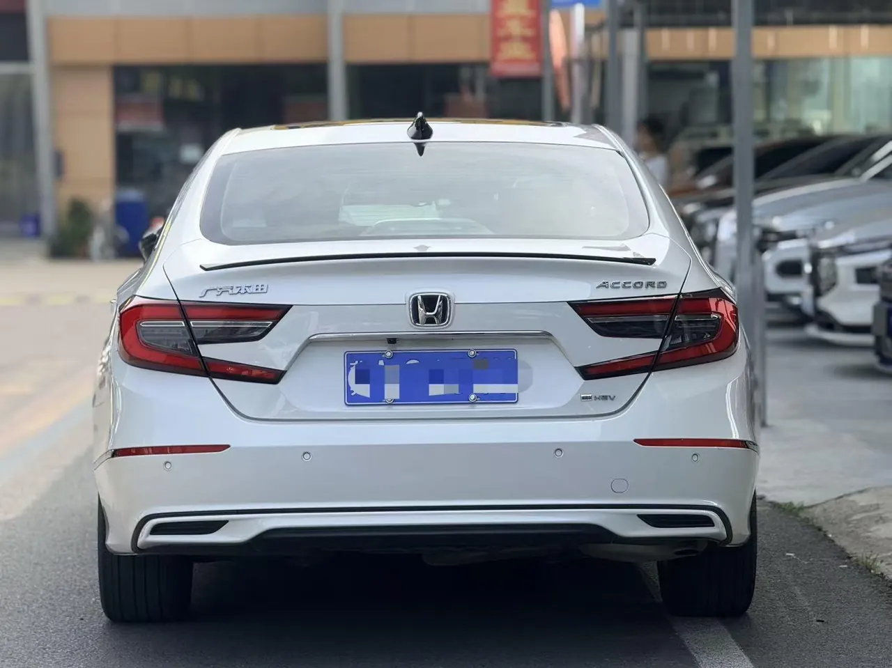 Honda 2022 10th Generation Accord Hybrid 2.0 Stepless Magic Night Reed Edition Automatic Gear 4