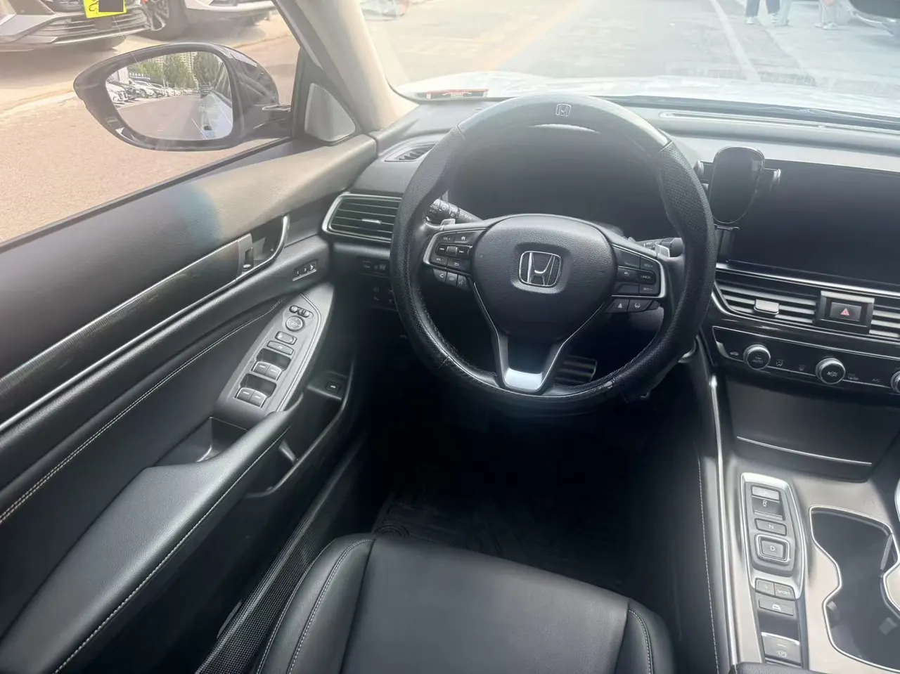 Honda 2022 10th Generation Accord Hybrid 2.0 Stepless Magic Night Reed Edition Automatic Gear 8
