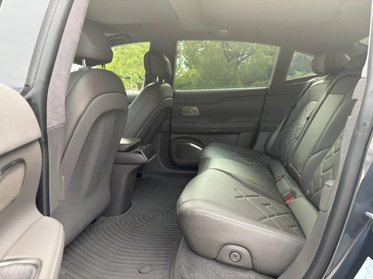 NIO 2021 ET 7 100kWh First Edition Automatic Gear 5