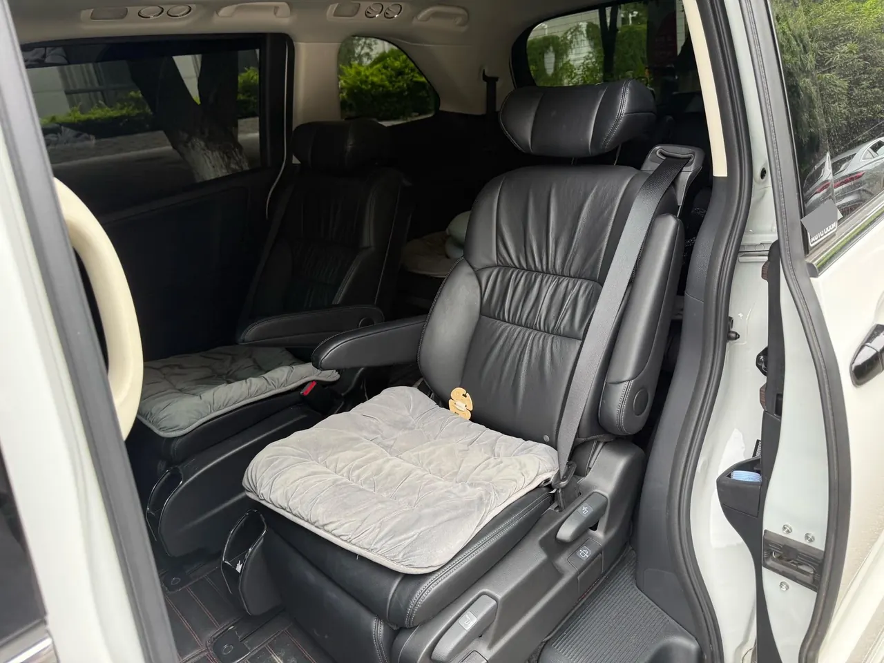 Honda 2022 Odyssey Hybrid 2.0 Stepless Sharp and Glory Edition Automatic Gear 5