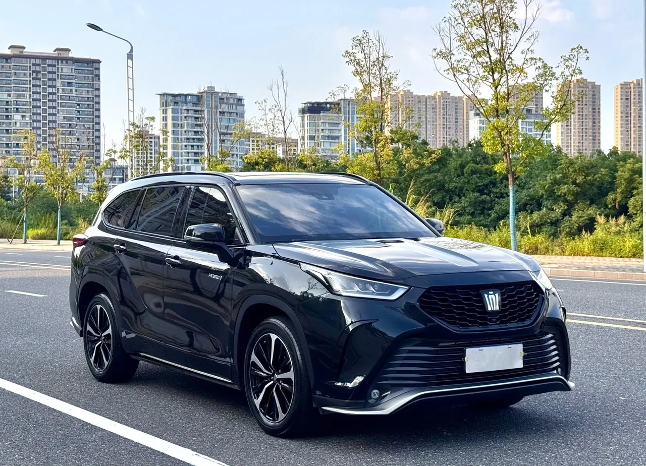 Toyota 2024 Crown Land Release HEV 2.5 Stepless Four-wheel Drive Deluxe Edition Automatic Gear 3