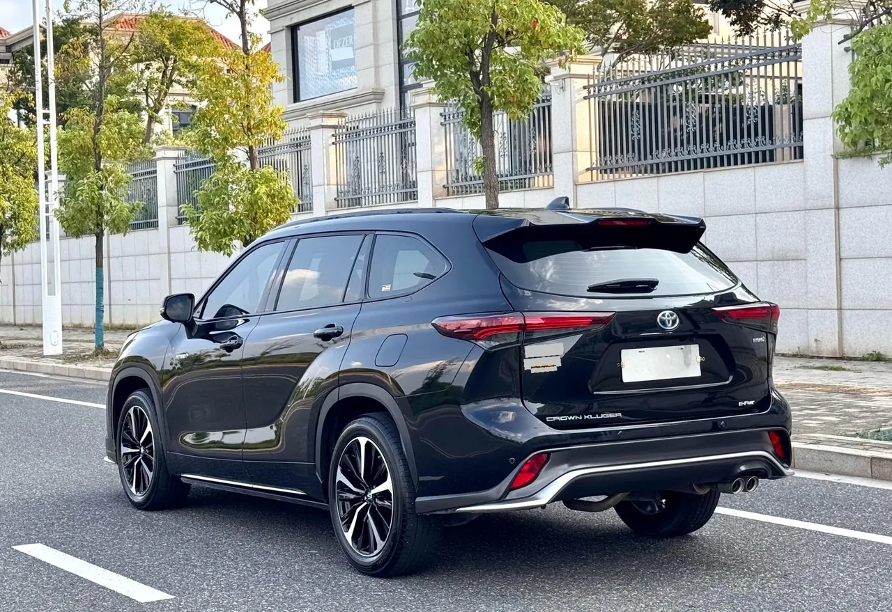 Toyota 2024 Crown Land Release HEV 2.5 Stepless Four-wheel Drive Deluxe Edition Automatic Gear 9