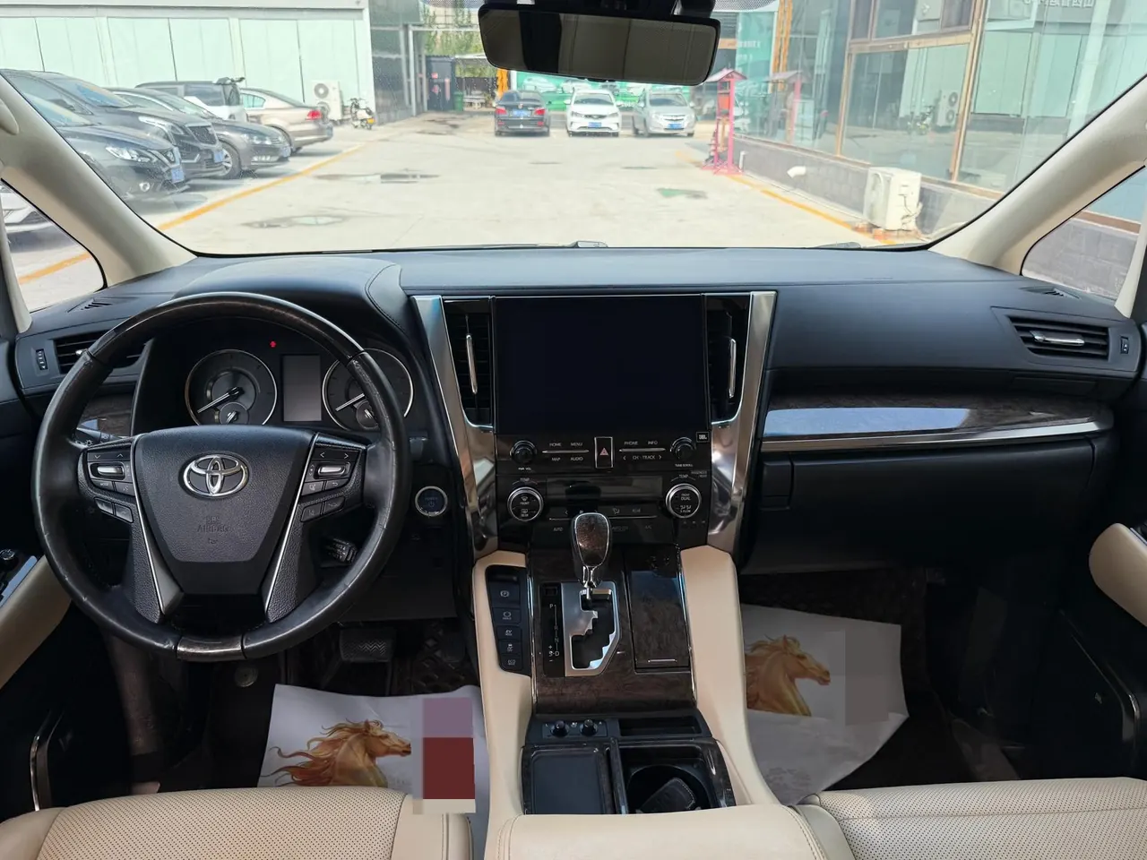 Toyota Wilfa (Imported) 2020 Wilfa 2.5 Stepless HV Distinguished Edition Automatic Gear 6