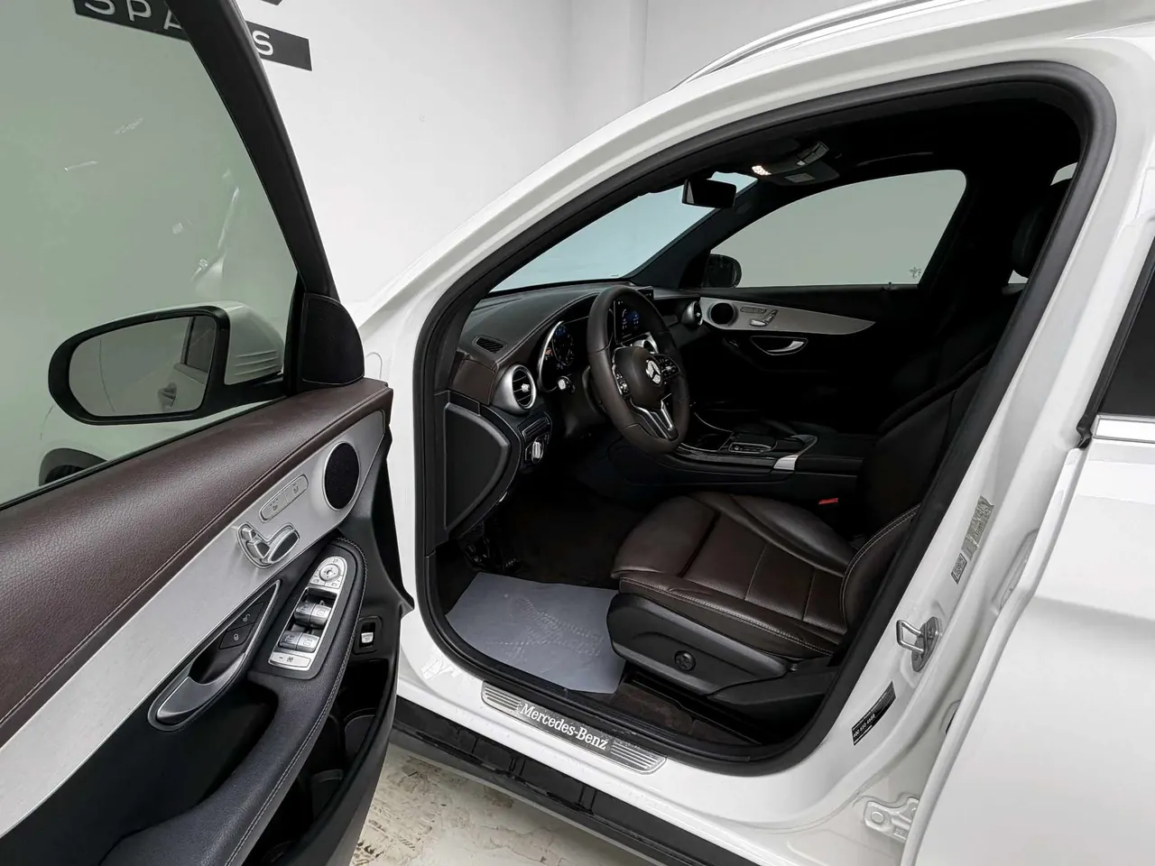 Mercedes Benz 2022 GLC 260 L 4MATIC 2.0T Dynamic (Change 2) Automatic Gear 4