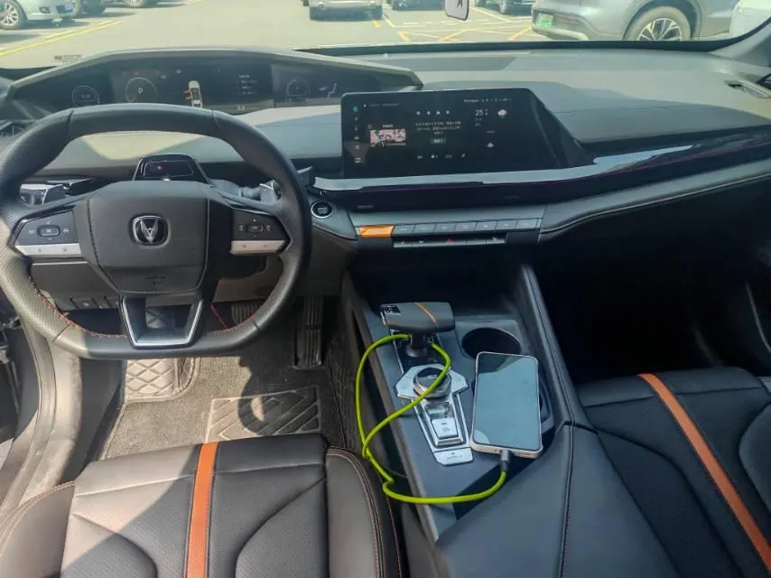 ChangAn 2024 UNI-V 1.5T Distinguished Sports Automatic 7