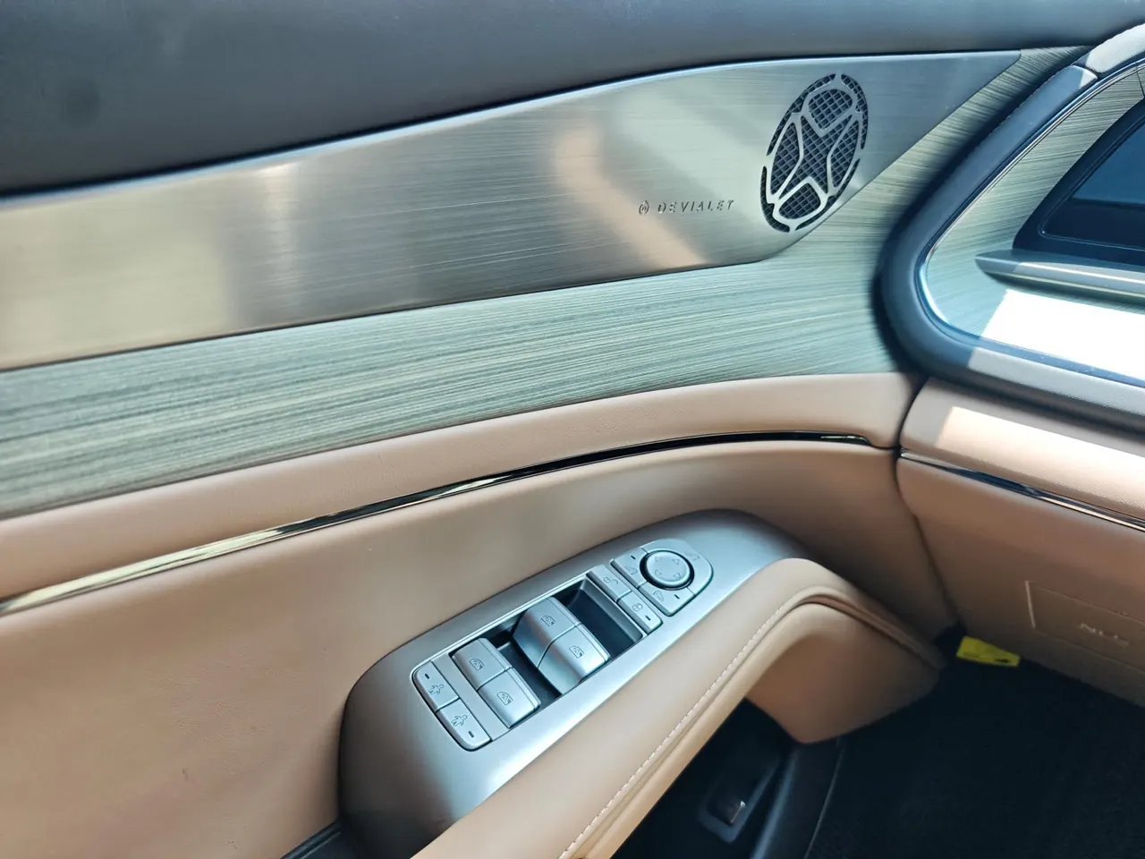 Denza 2025 Denza N 7 630 four-wheel drive smart driving dual laser flagship automatic gear 5