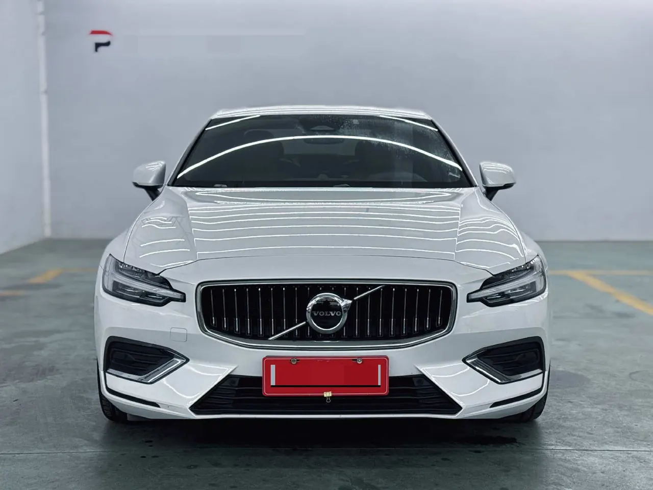 Volvo 2024 S60 48V 2.0T B4 Zhiyuan Deluxe Edition Automatic Gear 2