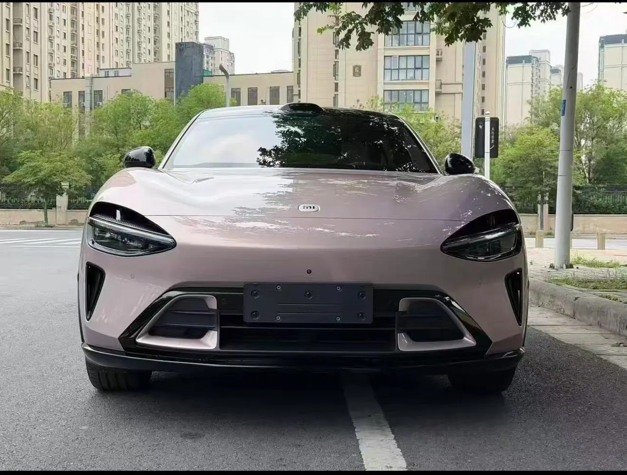 MI 2025 YU7 Long Endurance High Performance Four-wheel Drive Max Edition Automatic Gear 2