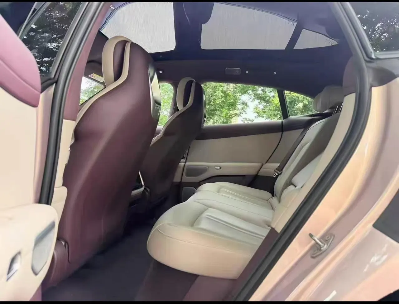 MI 2025 YU7 Long Endurance High Performance Four-wheel Drive Max Edition Automatic Gear 5