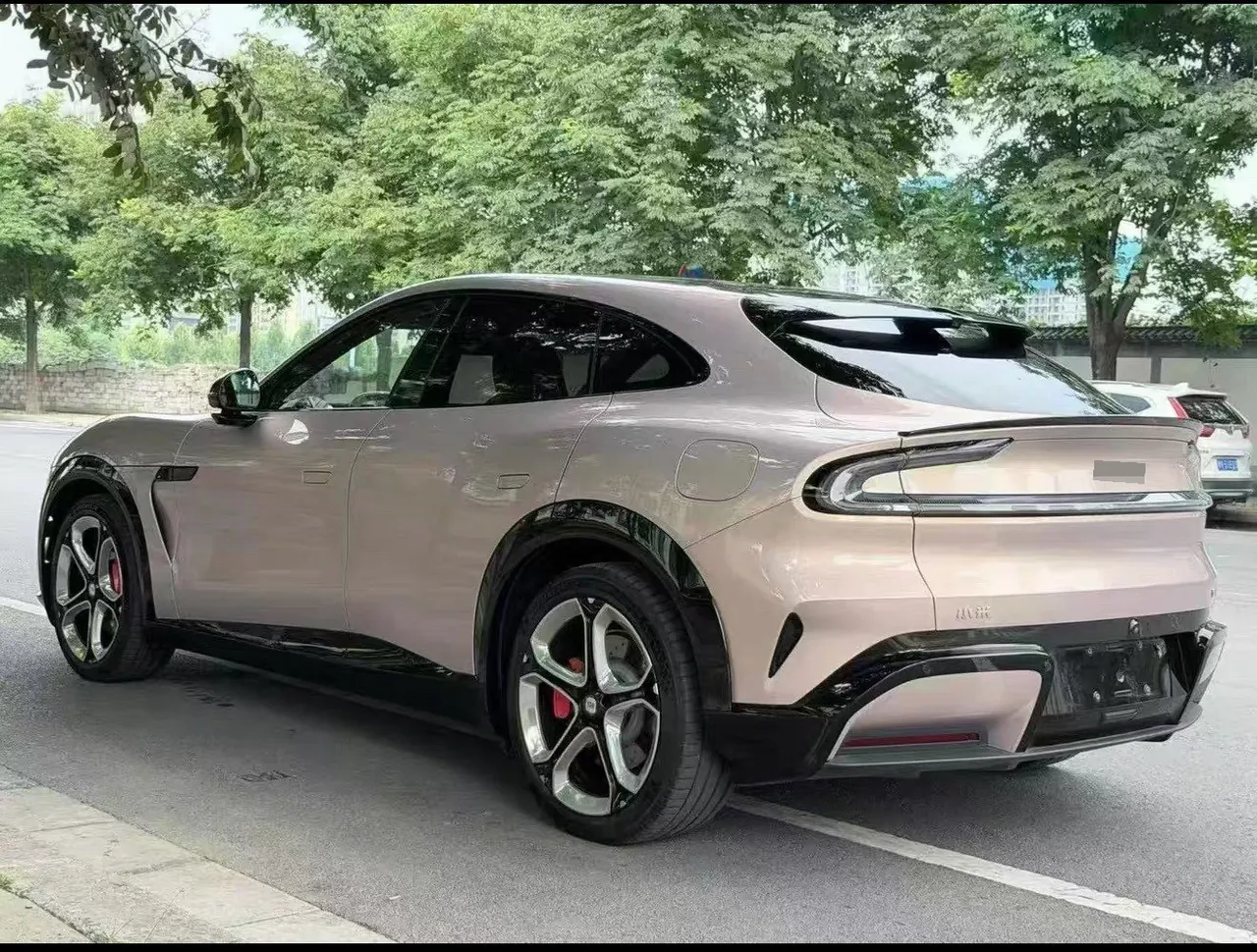 MI 2025 YU7 Long Endurance High Performance Four-wheel Drive Max Edition Automatic Gear 7