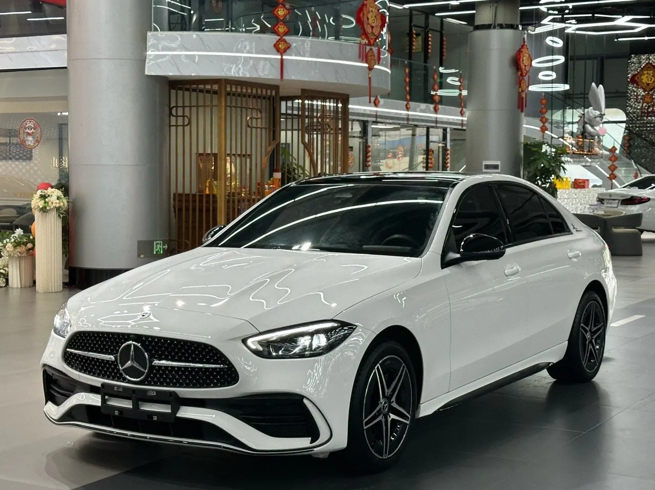 打开图片灯箱:Mercedes Benz Class C 2024 C 260 L 48V 1.5T Hao Night Sports Edition (Modified) Automatic Gear