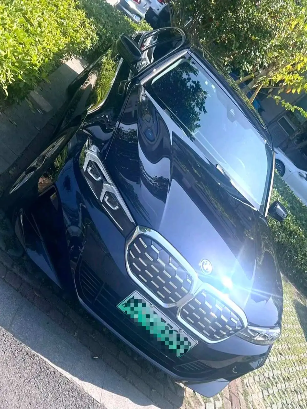 BMW 2024 i3 eDrive 35 L automatic gear 2
