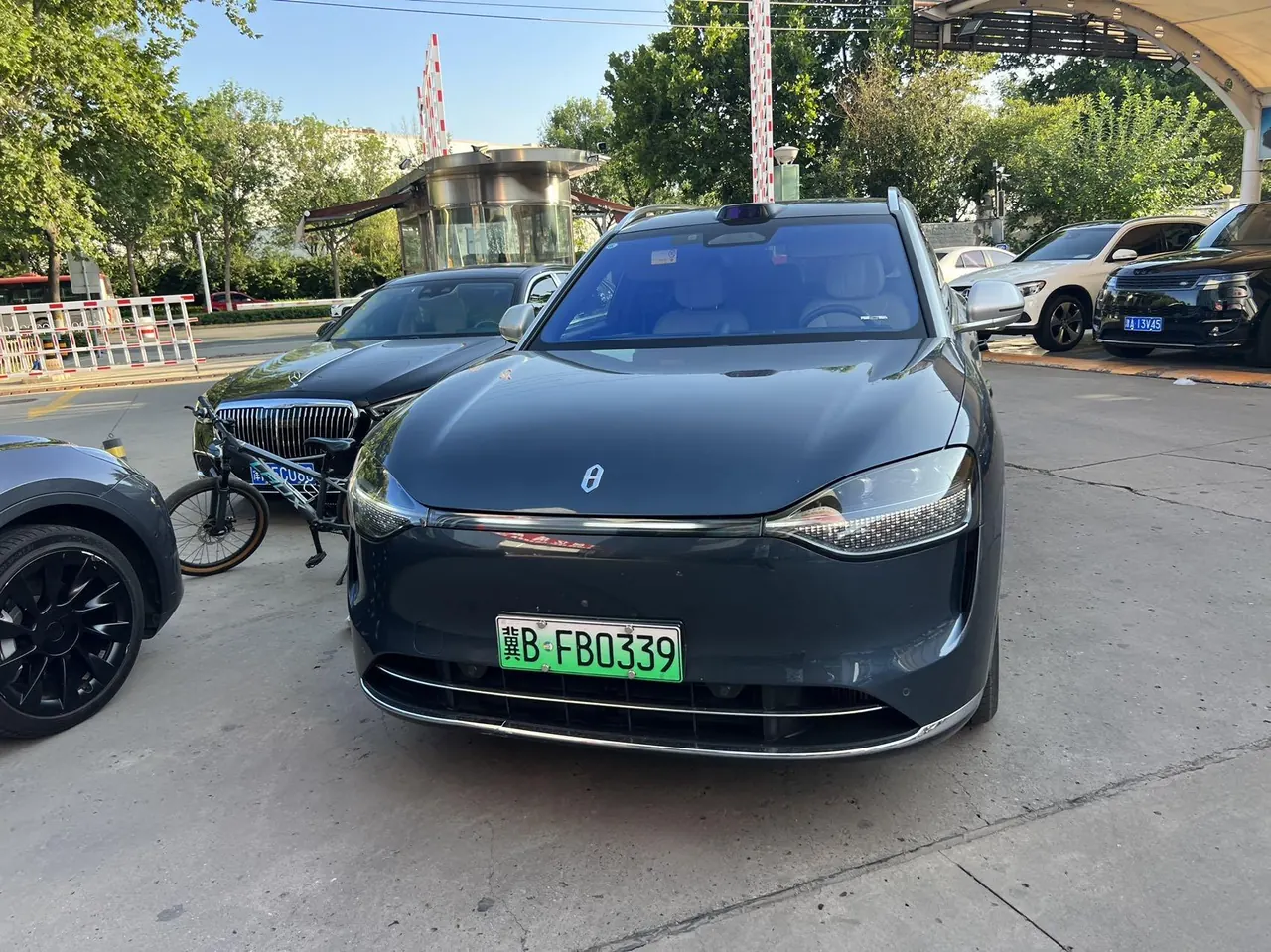 AITO 2024 AITO M9 extended range Ultra 42kWh automatic gear 2