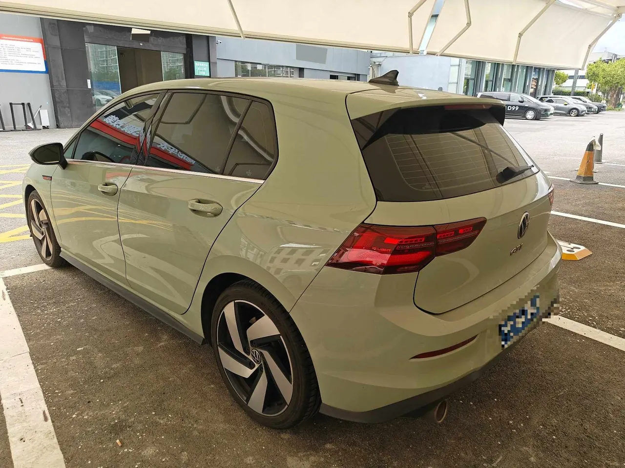 Volkswagen 2023 Golf GTI 2.0TSI 380TSI Automatic 4