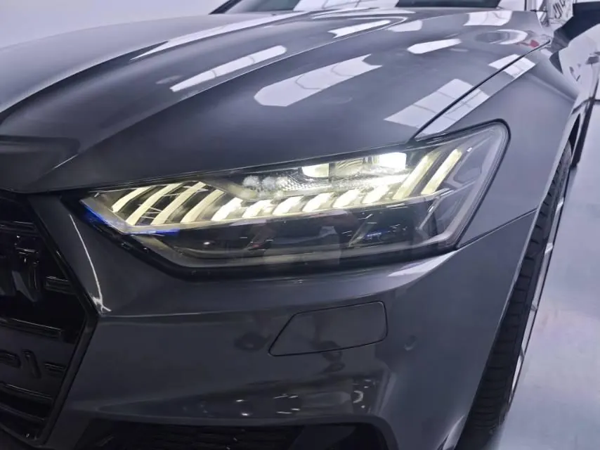 Audi 2023 A7L 2.0TFSI 45TFSI Quattro S-line Black Samurai Edition Automatic Gear 4