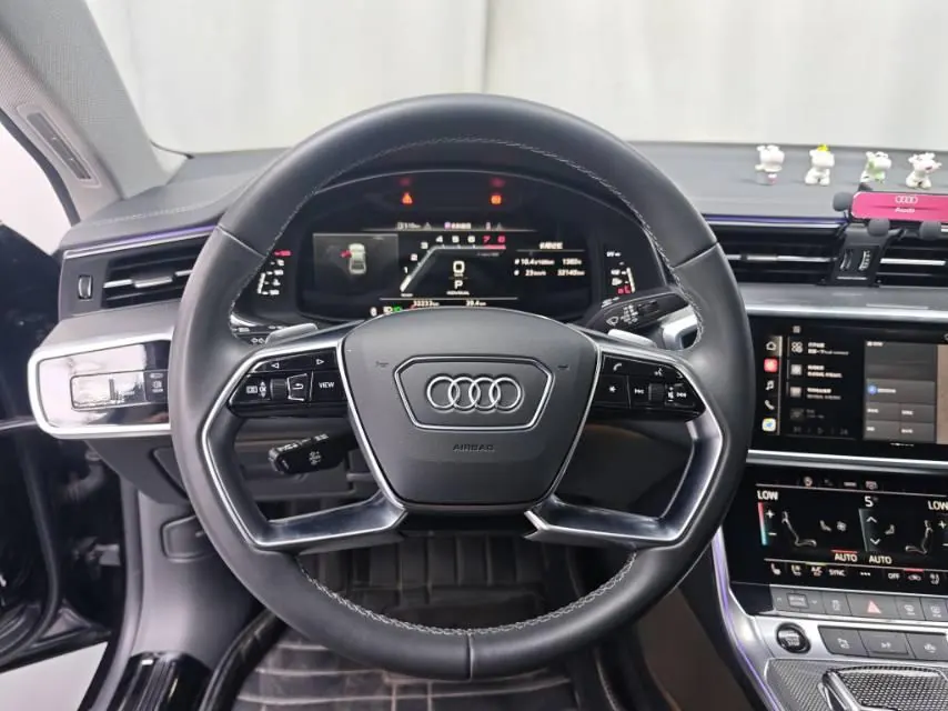 Audi 2023 A7L 2.0TFSI 45TFSI Quattro S-line Black Samurai Edition Automatic Gear 9